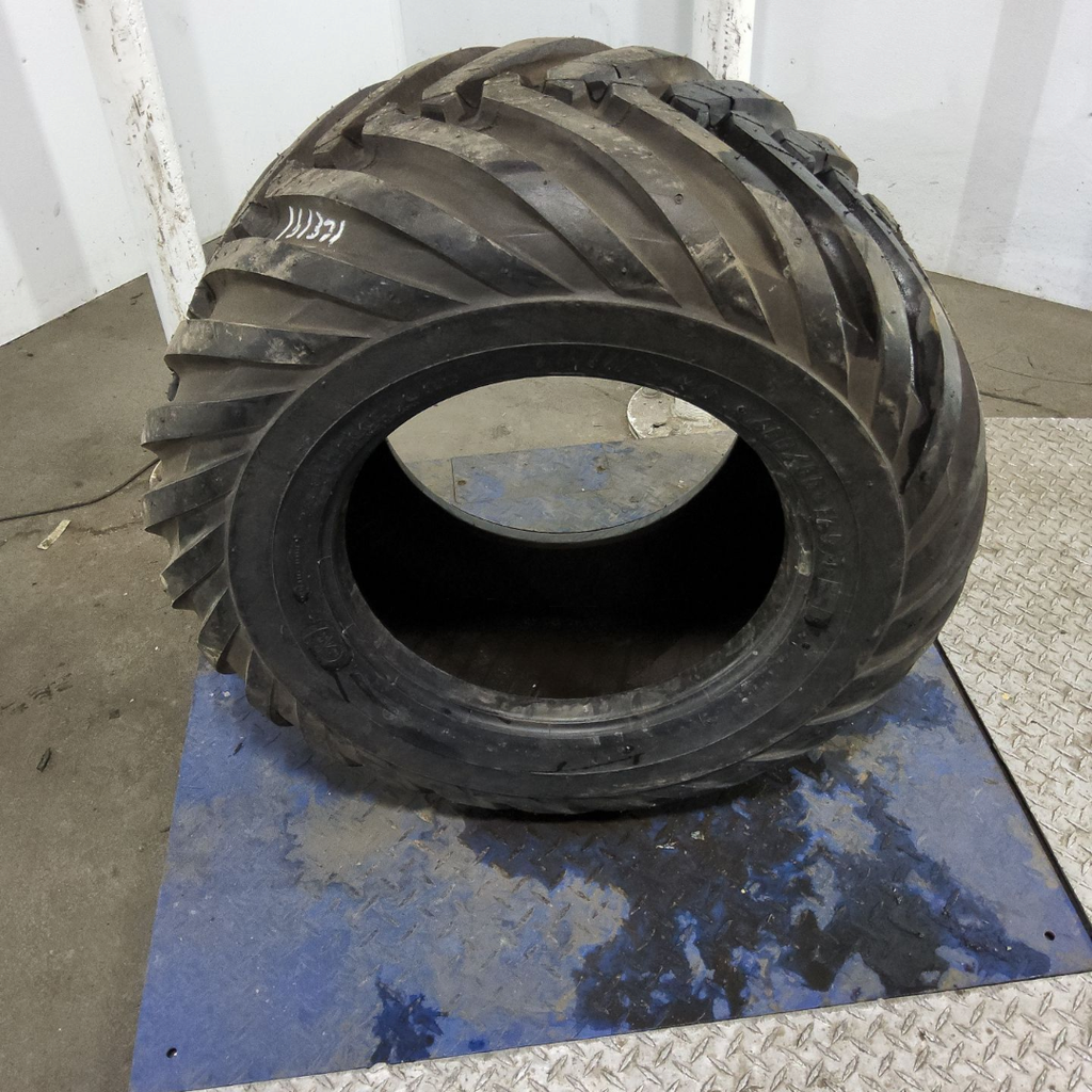USED 400/55-17.5 Trelleborg T404 Implement I-3 131A8 99% for Sale